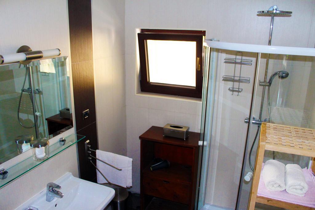 Apartment Pinia Poreč Exteriör bild